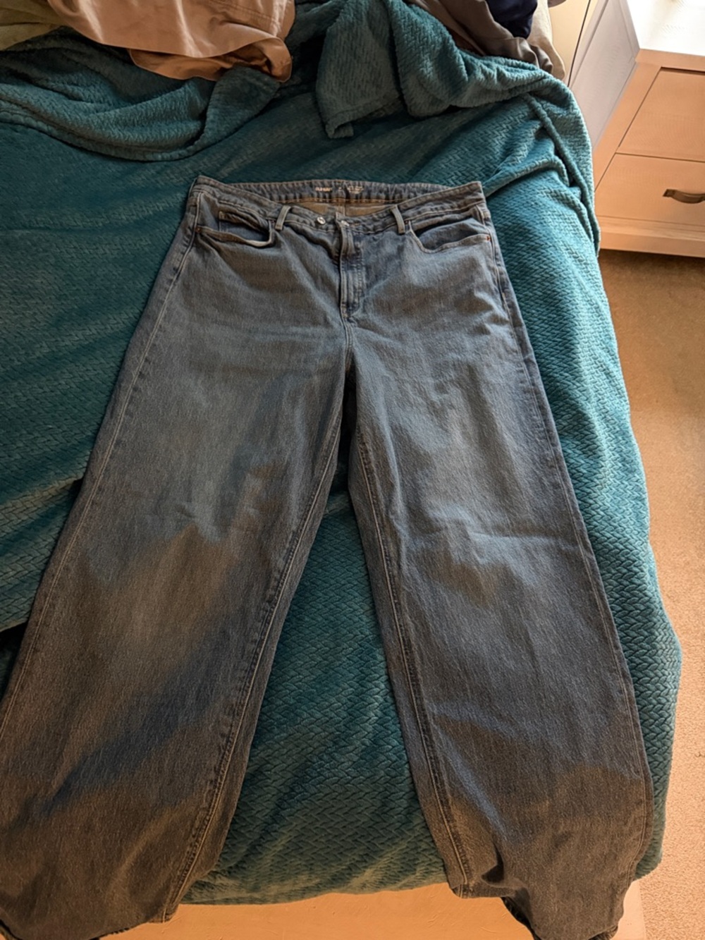 Old Navy Tall Wide-Leg Jeans in Washed Blue